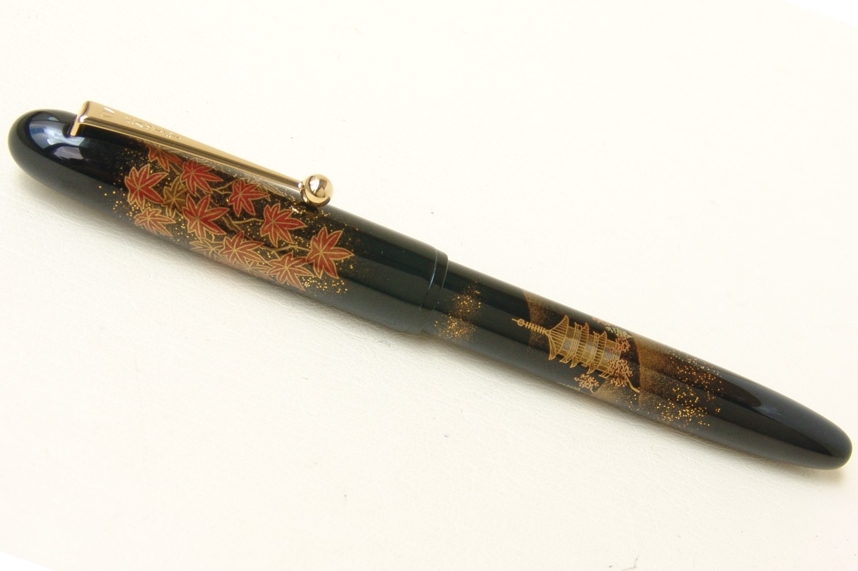 NamikiYukariMakieAutumnLeavesFP_C